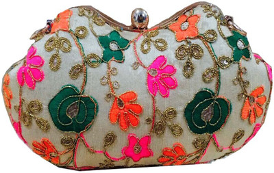 

CRAFTBAZAAR Party Multicolor Clutch