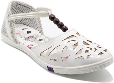 

Myra Women Cutwork White Flats