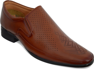 

Feetway Lazer Design Party Wear Slip On For Men(Tan