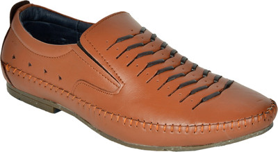 

BlueShoe BSHC0001 Casuals For Men(Tan