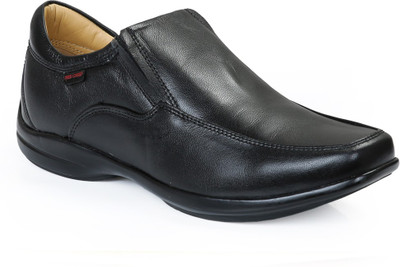 10% OFF on Red Chief RC2173 Corporate Casuals For Men(Black) 10% OFF on Red Chief RC2173 Corporate Casuals For Men(Black)