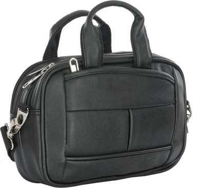 

peter india STYLISH Waterproof Messenger Bag(Black, 9 L)