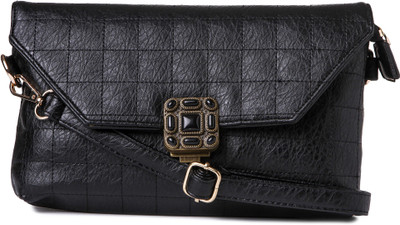 

Machli Sling Bag(Black)