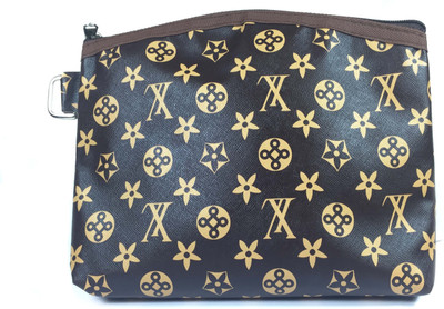 

Stylezee Sports Brown Clutch