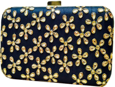 

CRAFTBAZAAR Party Black Clutch