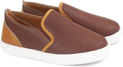 

KITTENS Boys Slip on Moccasins(Brown