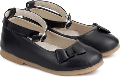 

KITTENS Girls Velcro Ballerinas(Black