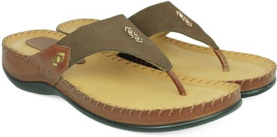 

Inc.5 Women TAN Flats