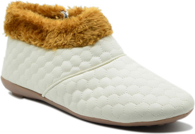 

Myra Comfortable Boots For Women(White