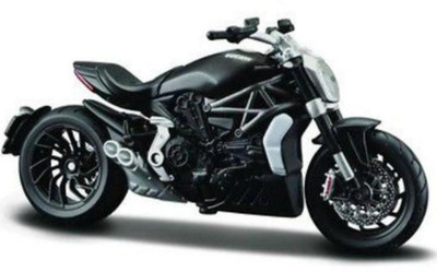 

Bburago Burago 1/18 Bike Ducati Xdiavel(Black)