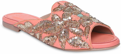 

Siendo Desi Women Pink Flats