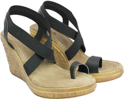 

Inc.5 Women BLACK Wedges