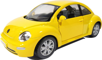 

Jack Royal New Beetle Big Toy car ( scale 1:24)(Yellow)