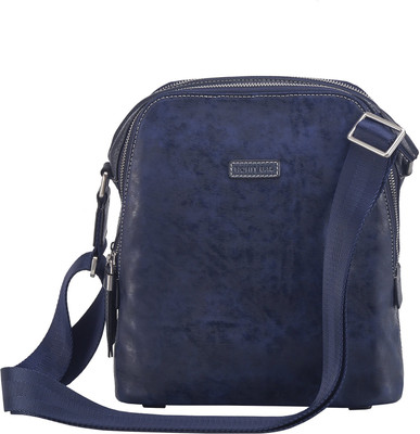 

Rohit Bal Navy Leather Messenger Bag Messenger Bag(Blue, 12 L)