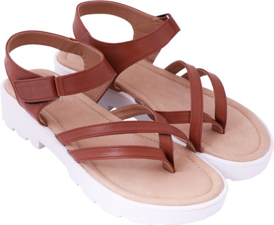 

Lily Women Brown Flats
