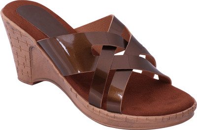 

Lily Women Brown Wedges