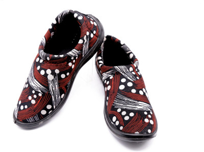 

footstair Bellies For Women(Black, Black red print