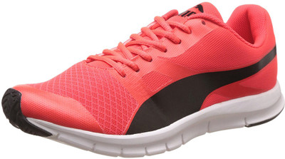 

Puma Flexracer DP Running Shoes For Men(Pink