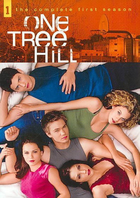 

ONE TREE HILL:COMP FIRST SSN(DVD English)