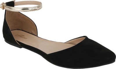 

Flora Women Black Flats