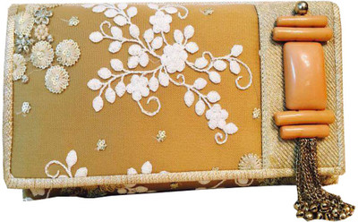 

CRAFTBAZAAR Casual Brown Clutch