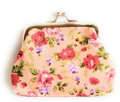 

Iios Casual Pink Clutch