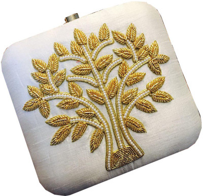 

CRAFTBAZAAR Party White Clutch