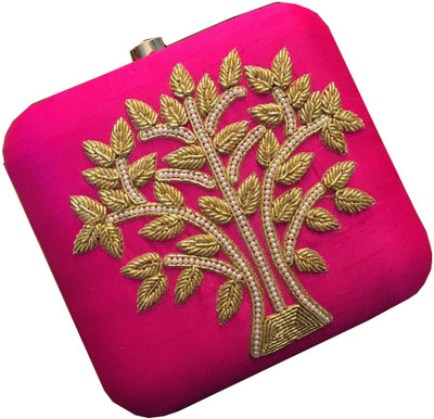 

CRAFTBAZAAR Party Pink Clutch