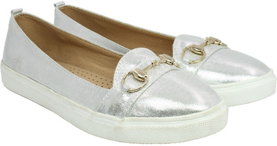 

Inc.5 Casuals For Women(Silver