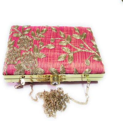 

fashiondiscovery Party Pink Clutch