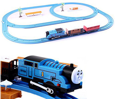 

manpasand toys trains set 4563(Red)