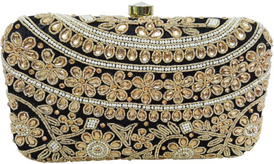 

Mehrunnisa Casual Black Clutch