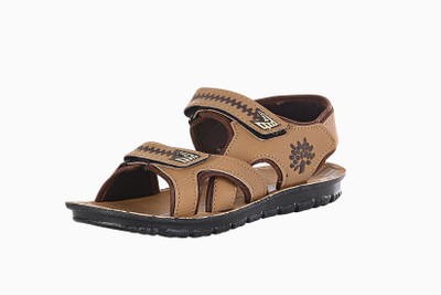 

birdy Men Brown Sandals