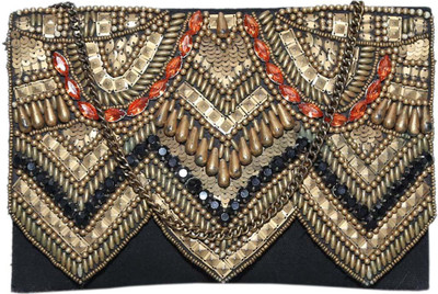 

Diwaah Party Gold Clutch