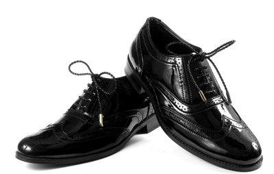 

Bxxy Designer Patent derby Shoes Brogues For Men(Black