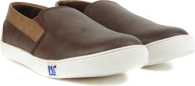 

Bata WESLEY Casuals For Men(Brown, Tan