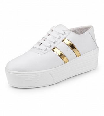 

Tapps 6206 Casuals For Women(White