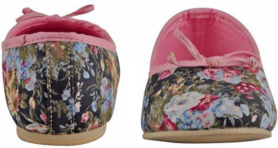 

Beanz Girls Slip on Formal Boots(Black, Black floral /pink