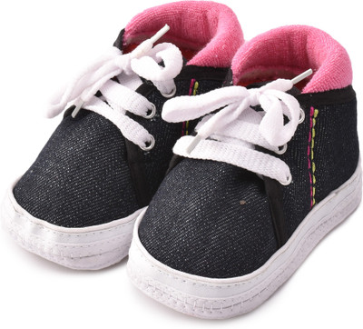 

Infano Boys & Girls Lace Casual Boots(Black