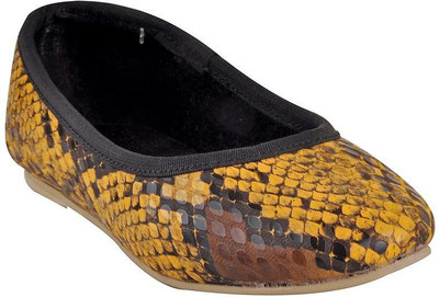 

Beanz Girls Slip on Formal Boots(Yellow, Yellow/ snake print/black