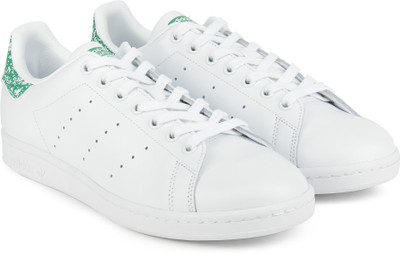 

ADIDAS ORIGINALS STAN SMITH W Sneakers For Women(White, Green, Ftwwht/ftwwht/green