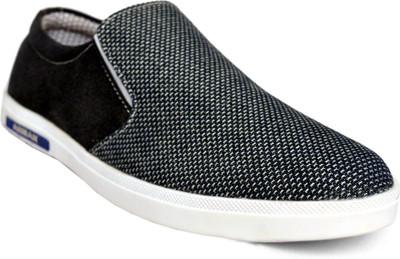 

KRAAZA K13B27 Canvas Shoes For Men(Black