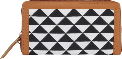 

LE CUERO Casual Multicolor Clutch