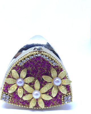 

M K Designs Fancy Metallic Hair CLutcher Hair Clip, Hair Claw(Gold, Pink)