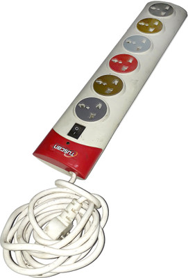 

Tuscan Power Extension Board Tsc 03500b 8 A Three Pin Socket