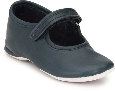 

Hirel's Boys & Girls Velcro Moccasins(Blue