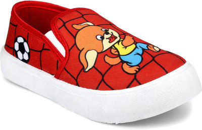

Myau Boys & Girls Slip on Sneakers(Red