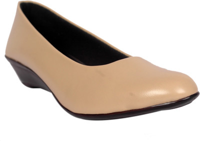 

Bora Bora Women Beige Bellies