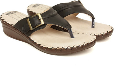 

Vendoz Women Black Flats
