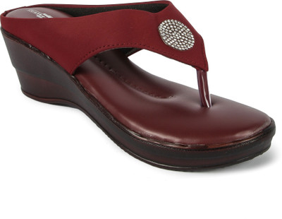 

Shooz Women Maroon Heels